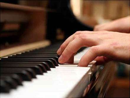 Klavierabend – Konzertexamen von Nuron Mukumi